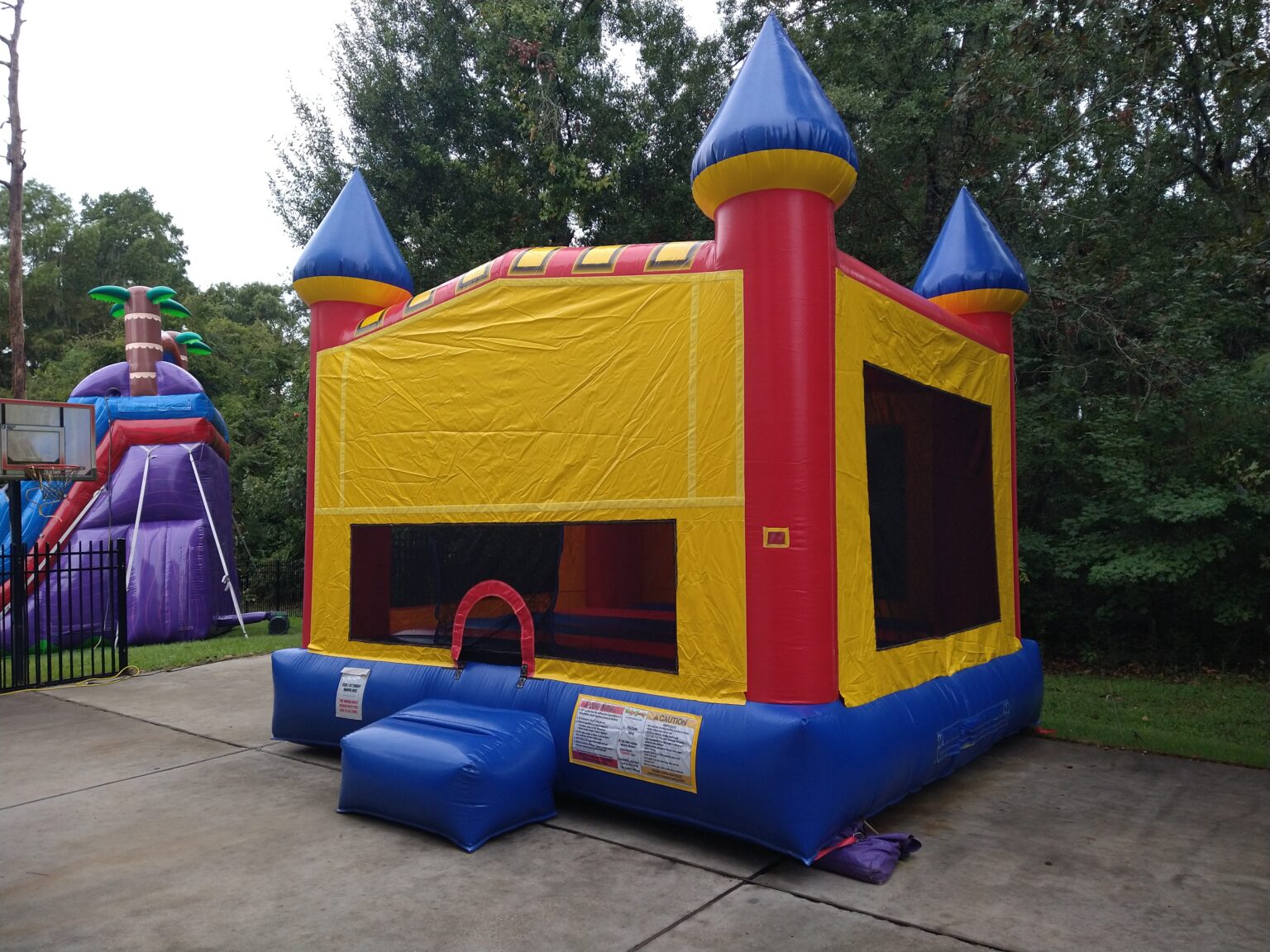Large Castle Bouncer